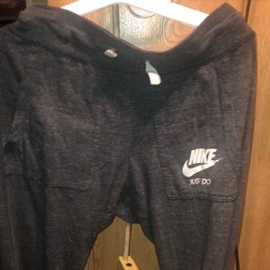 grey nike joggers